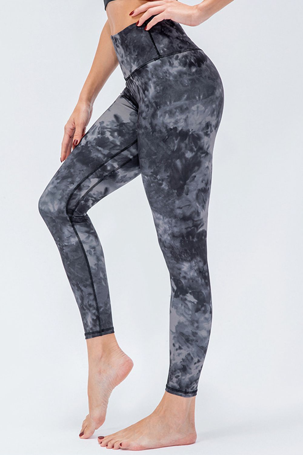 Honeybee Mumford's Wide Waistband Slim Fit Active Leggings