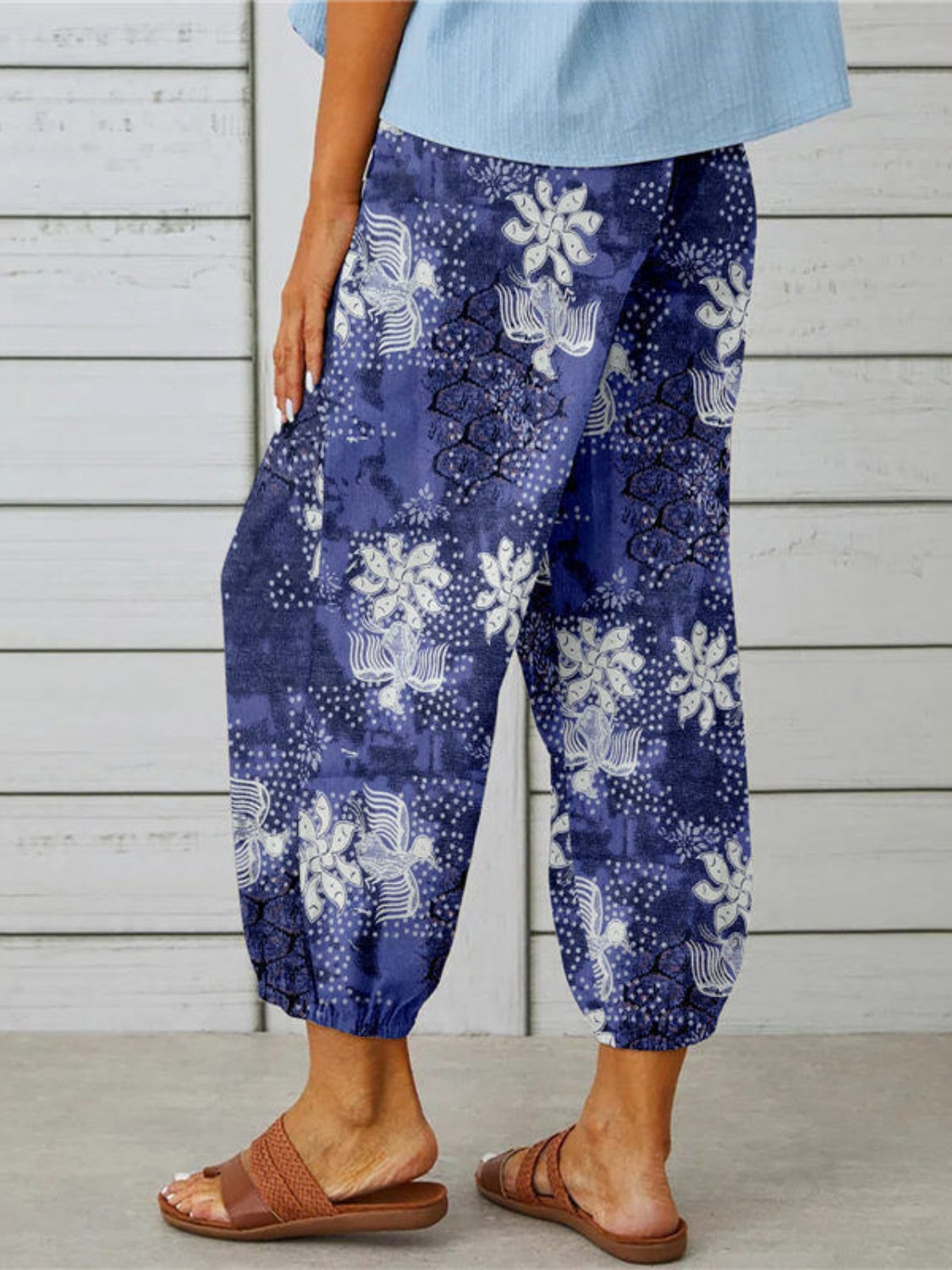 Honeybee Mumford's Printed Tied Cropped Pants