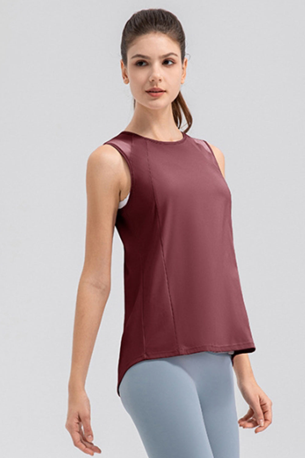 Honeybee Mumford's Round Neck Wide strap Active Tank