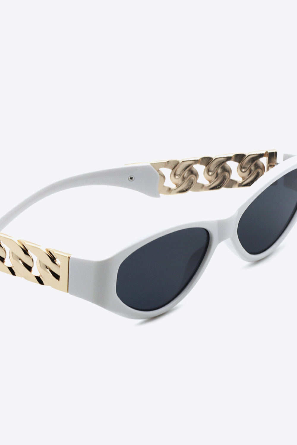 Honeybee Mumford's Chain Detail Temple Cat Eye Sunglasses