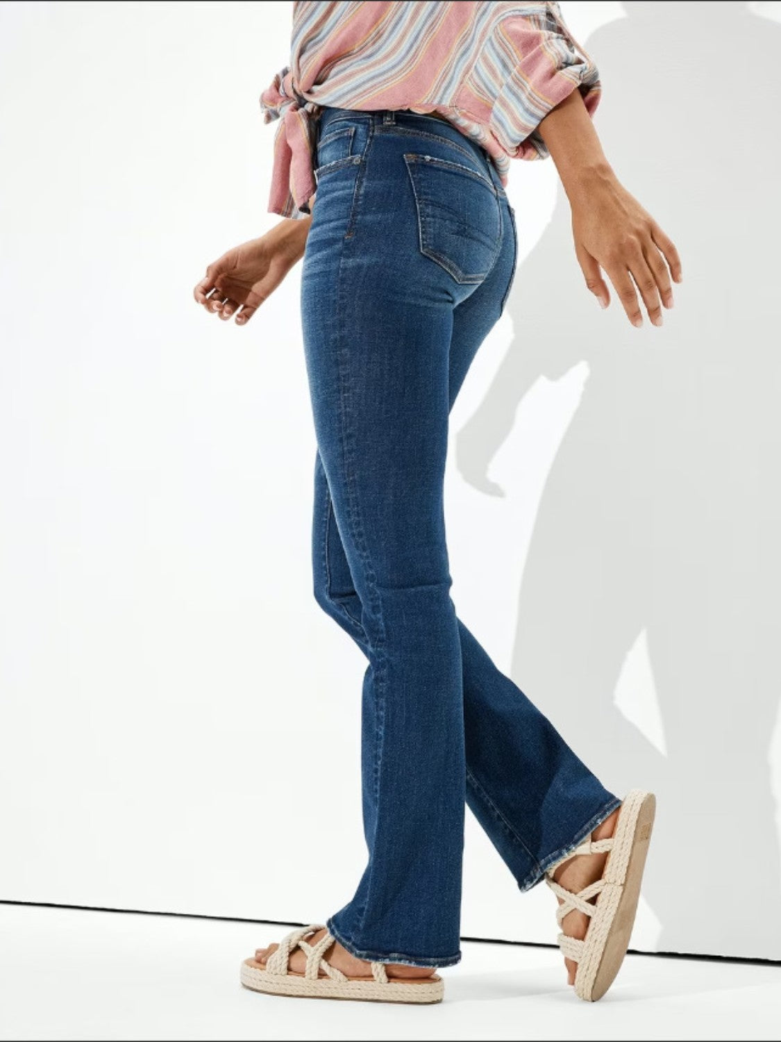 Honeybee Mumford's Buttoned Straight Jeans with Pockets