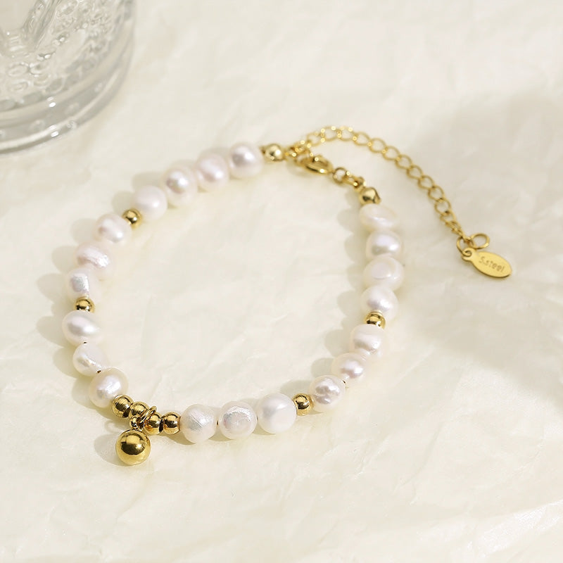 honeybee Mumford's Freshwater Pearl Bracelet