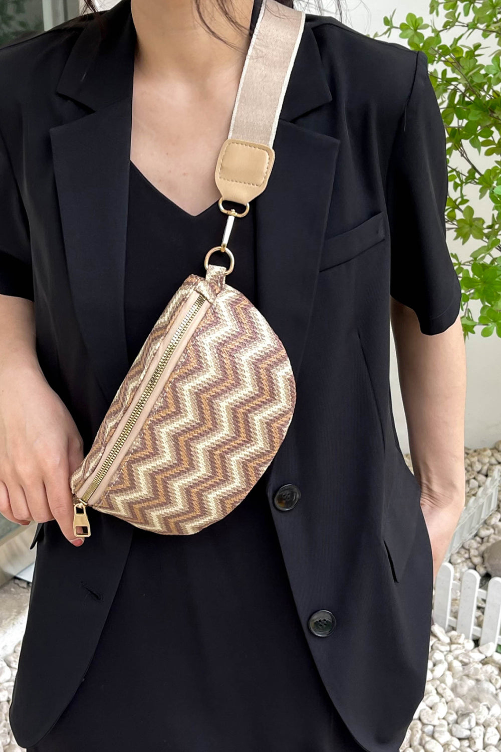 honeybee Mumford's Chevron Straw Sling Bag