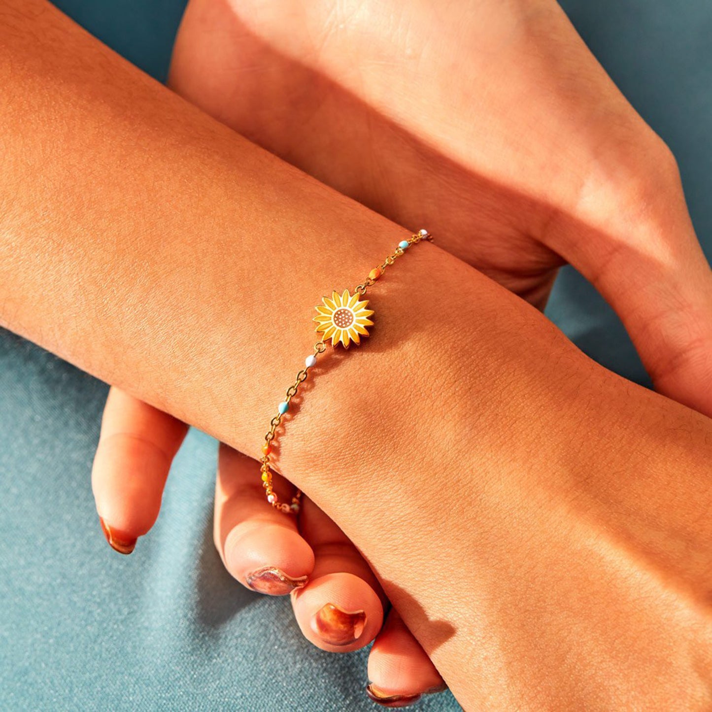 Honeybee Mumford's Sunflower Shape 18K Gold-Plated Bead Bracelet