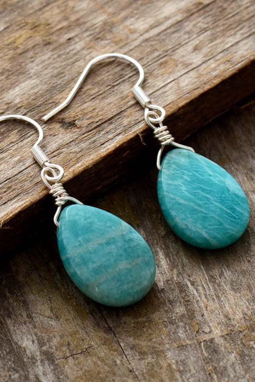 honeybee Mumford's Handmade Natural Stone Teardrop Earrings