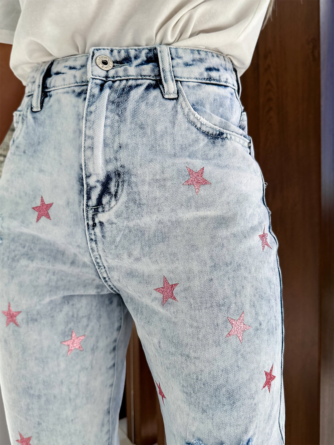 Honeybee Mumford's Distressed Star Straight Jeans with Pockets