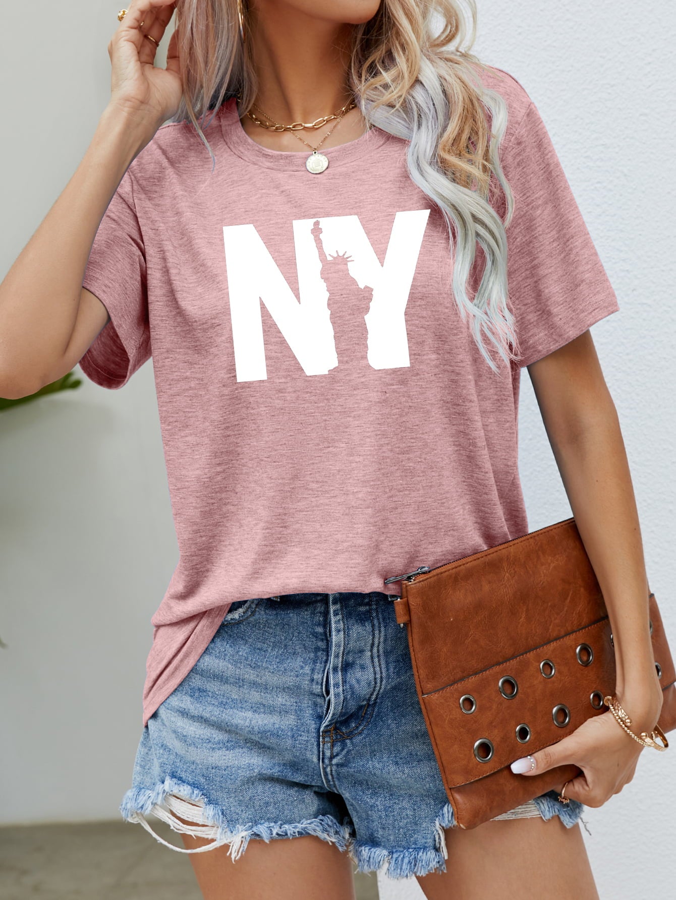 Honeybee Mumford's NY the Statue of Liberty Graphic Tee