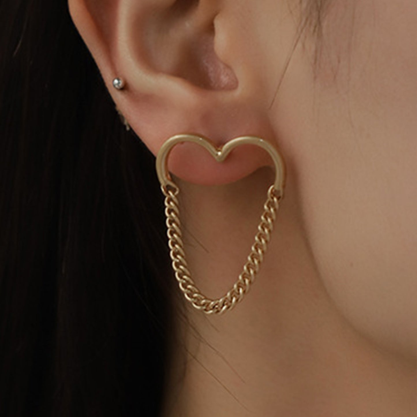 honeybee Mumford's  Heart Shape Gold-Plated Alloy Earrings