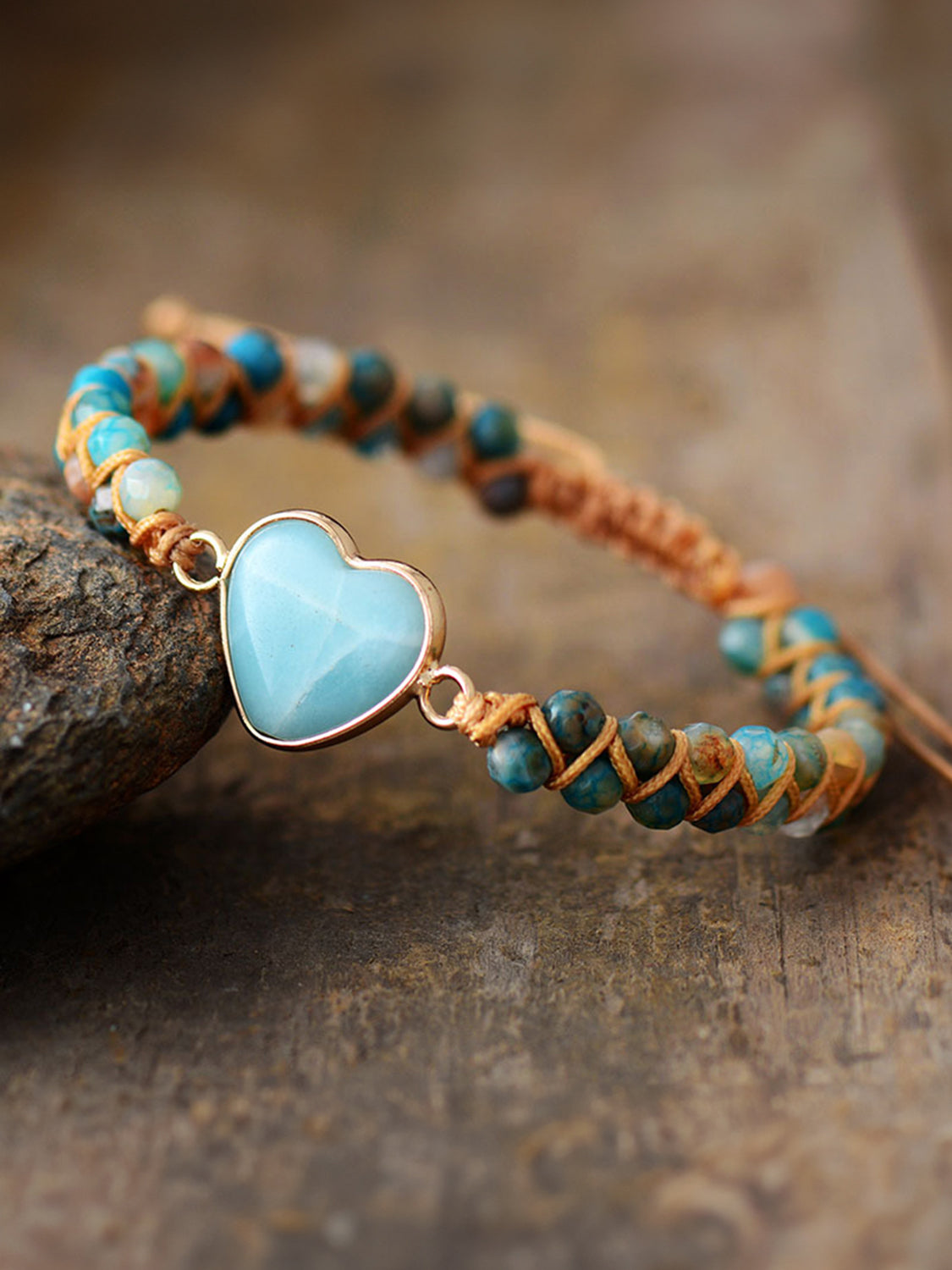 honeybee Mumford's Heart Shape Beaded Bracelet