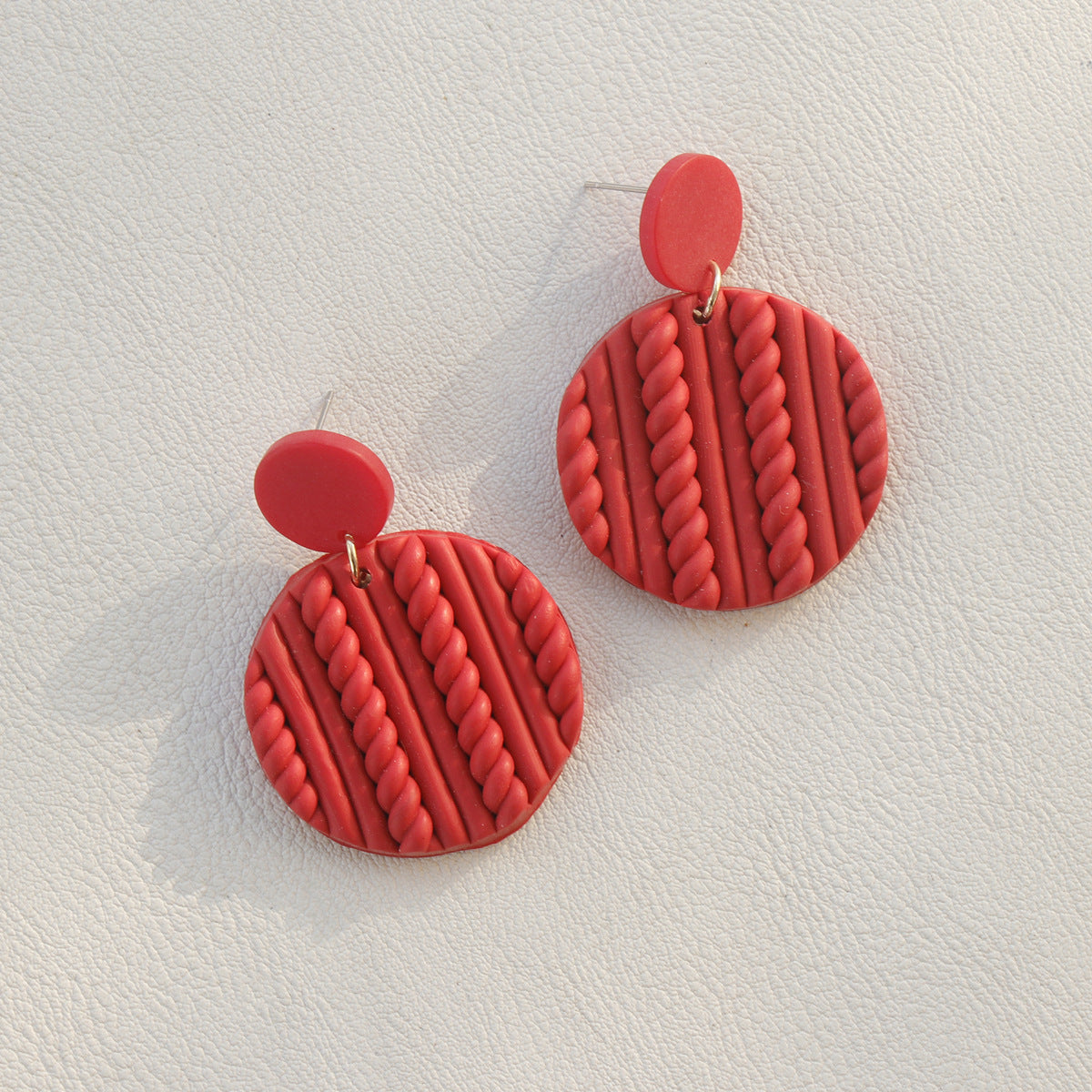 honeybee Mumford's Soft Pottery Round Earrings