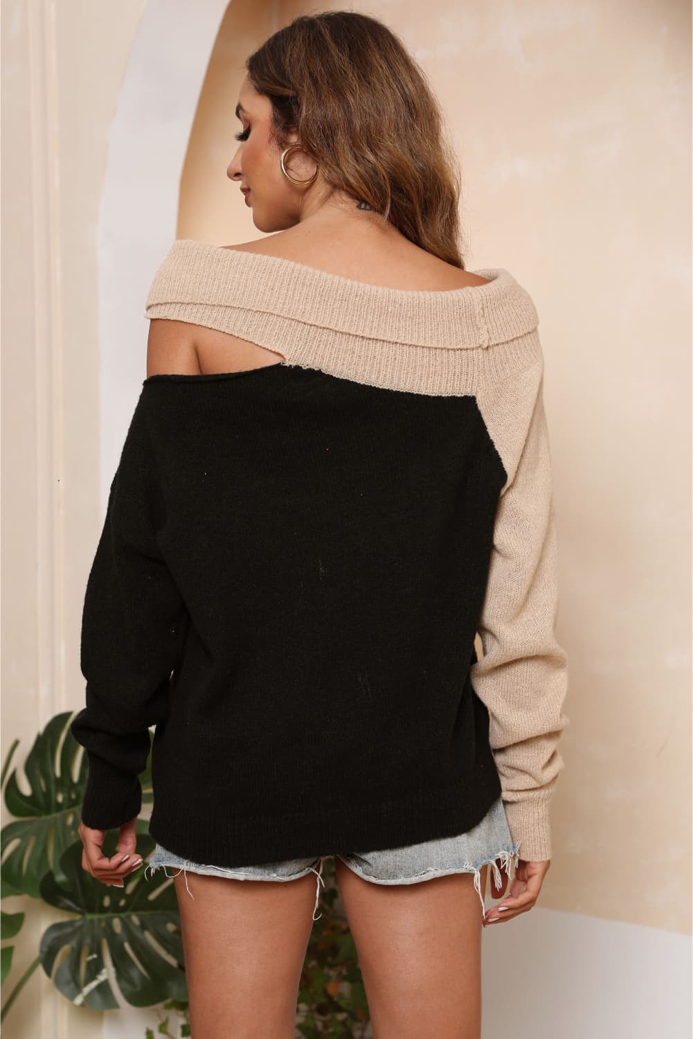 Honeybee Mumford's Asymmetrical Long Sleeve Two-Tone Cutout (Black, Orange, Dark Green, Deep Red, Mocha colors)