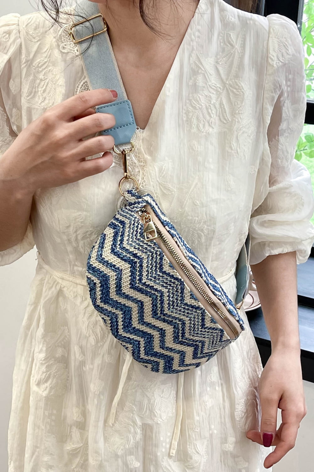 honeybee Mumford's Chevron Straw Sling Bag