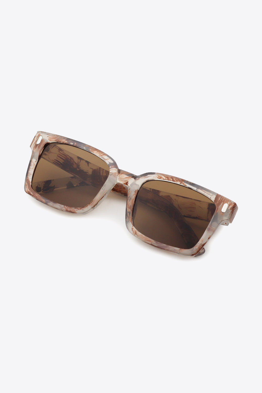 Honeybee Mumford's UV400 Square Sunglasses