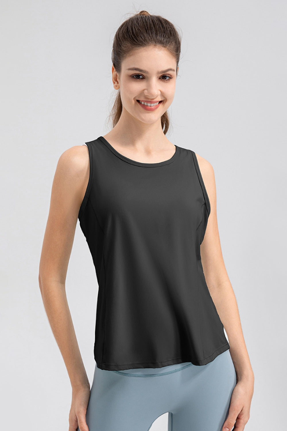 Honeybee Mumford's Wide Strap Round Neck Active Tank