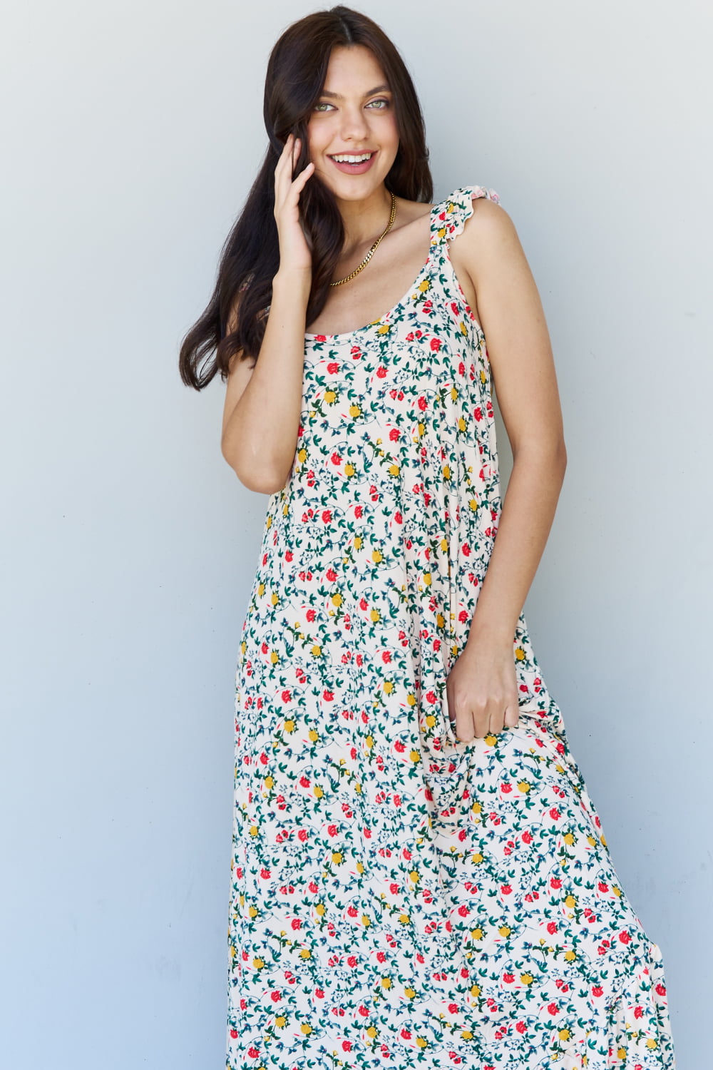 Honeybee Mumford's Doublju In The Garden Ruffle Floral Maxi Dress in Natural Rose