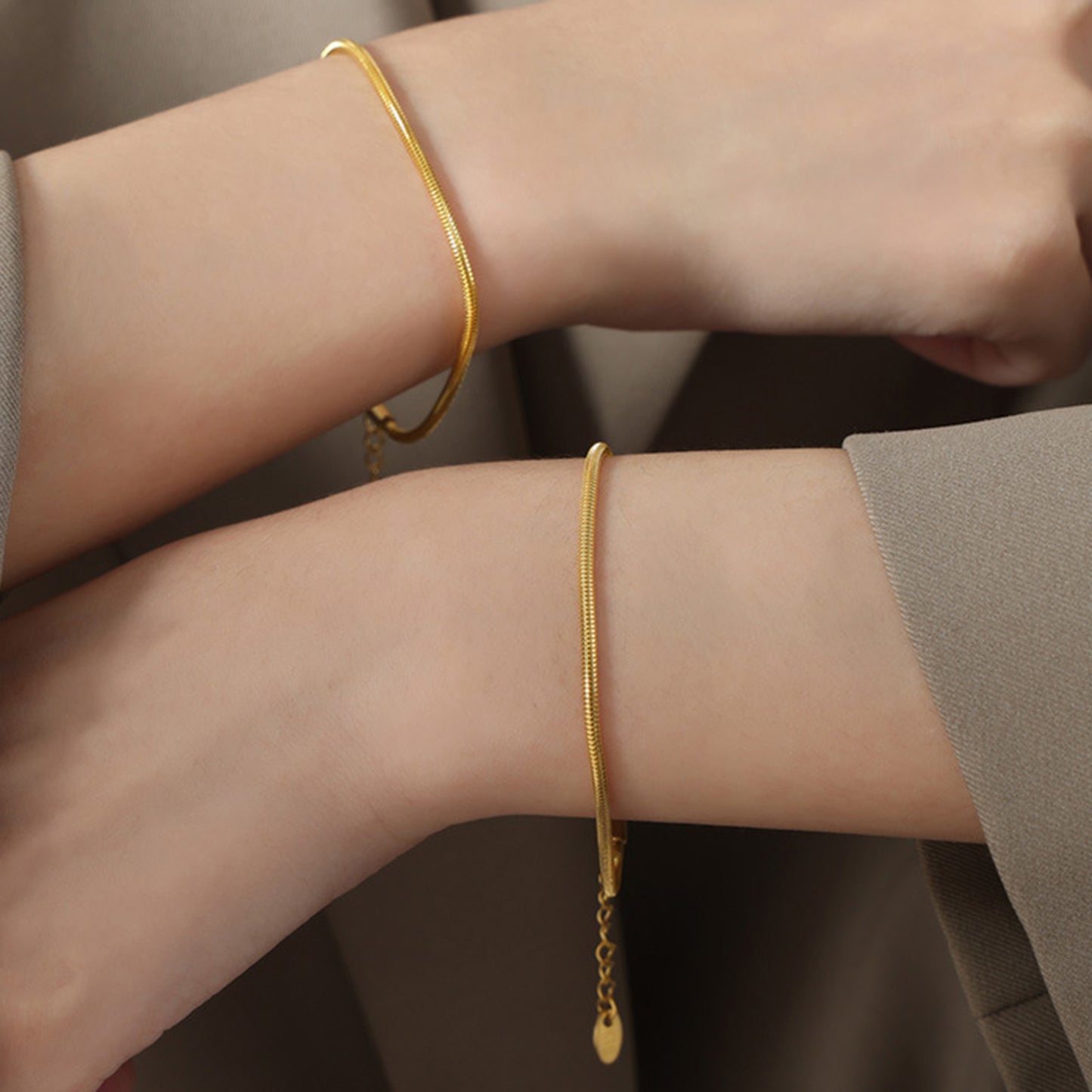 honeybee Mumford's 18K Gold-Plated Minimalist Bracelet