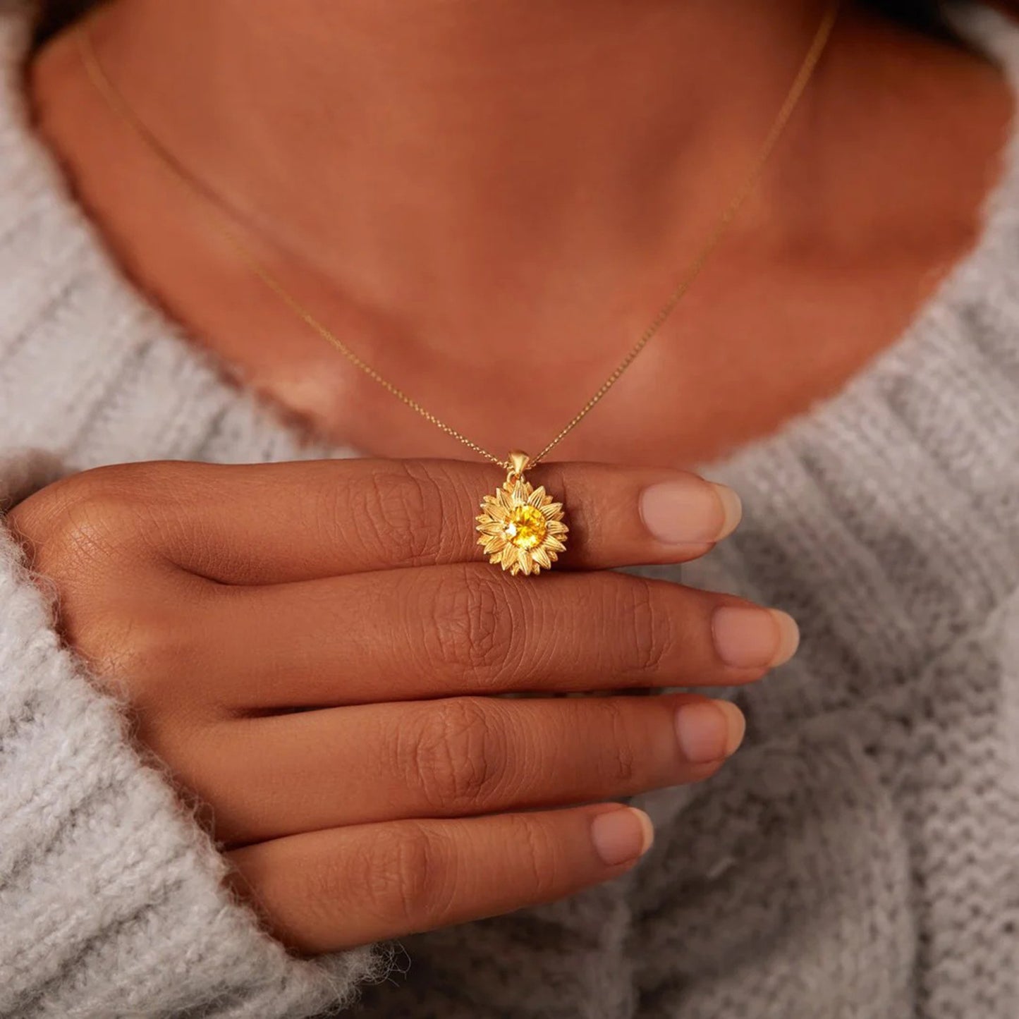 Honeybee Mumford's Sunflower Shape 18K Gold-Plated Pendant Necklace