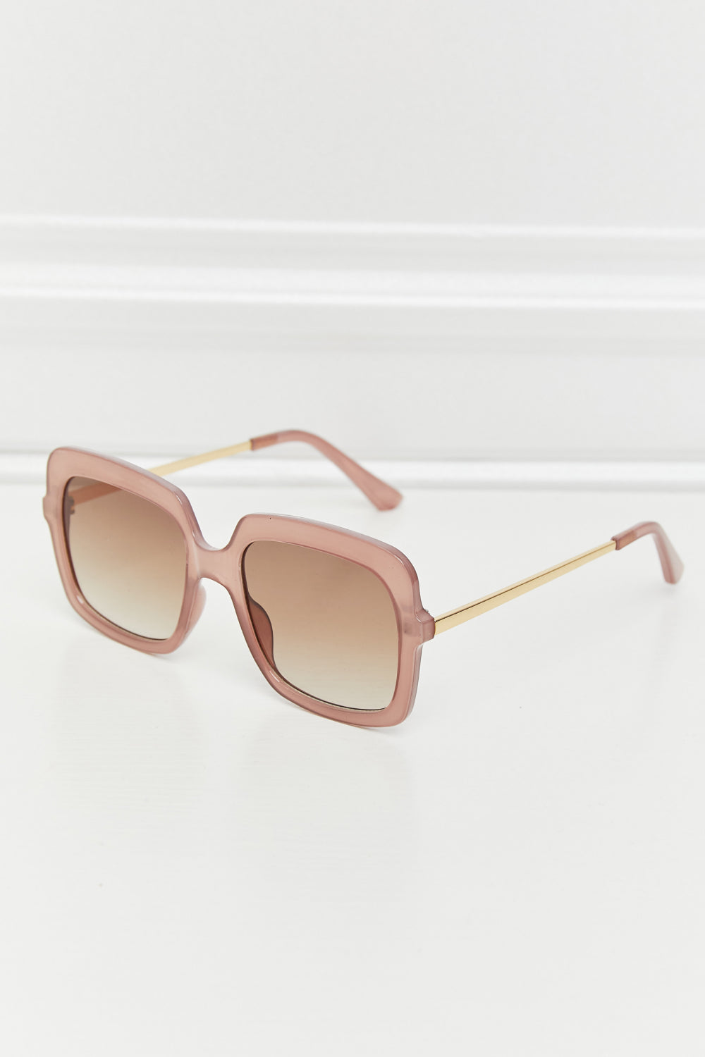 Honeybee Mumford's Square Metal-Plastic Hybrid Temple Sunglasses