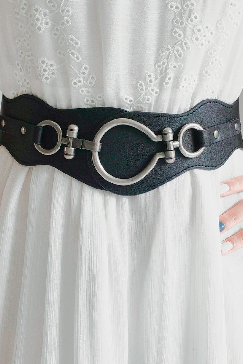 Honeybee Mumford's Leather Buckle Belt