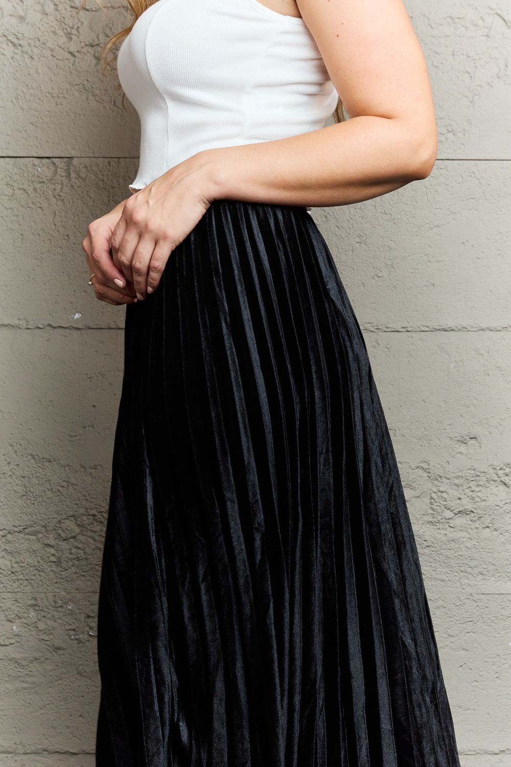 Honeybee Mumford's Accordion Pleated Flowy Midi Skirt