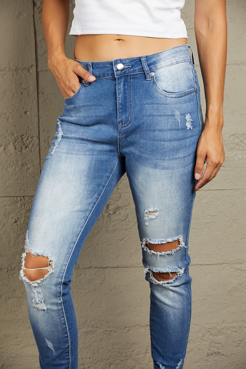 Honeybee Mumford's sky blue Faded Mid High-Rise Jeans