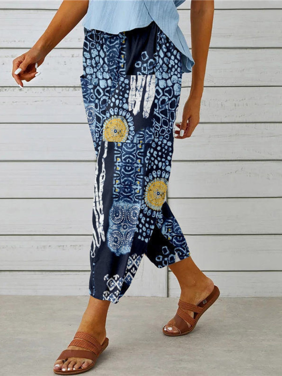 Honeybee Mumford's Printed Tied Cropped Pants