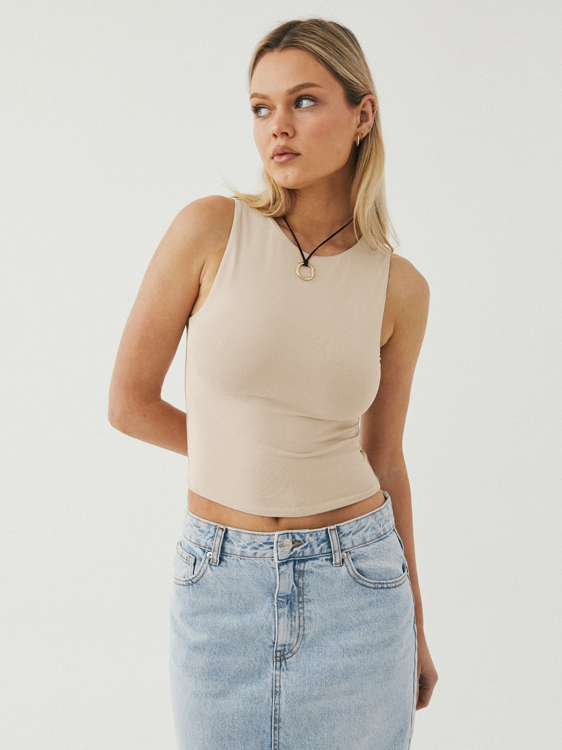 Honeybee Mumford's Round Neck Cropped Tank