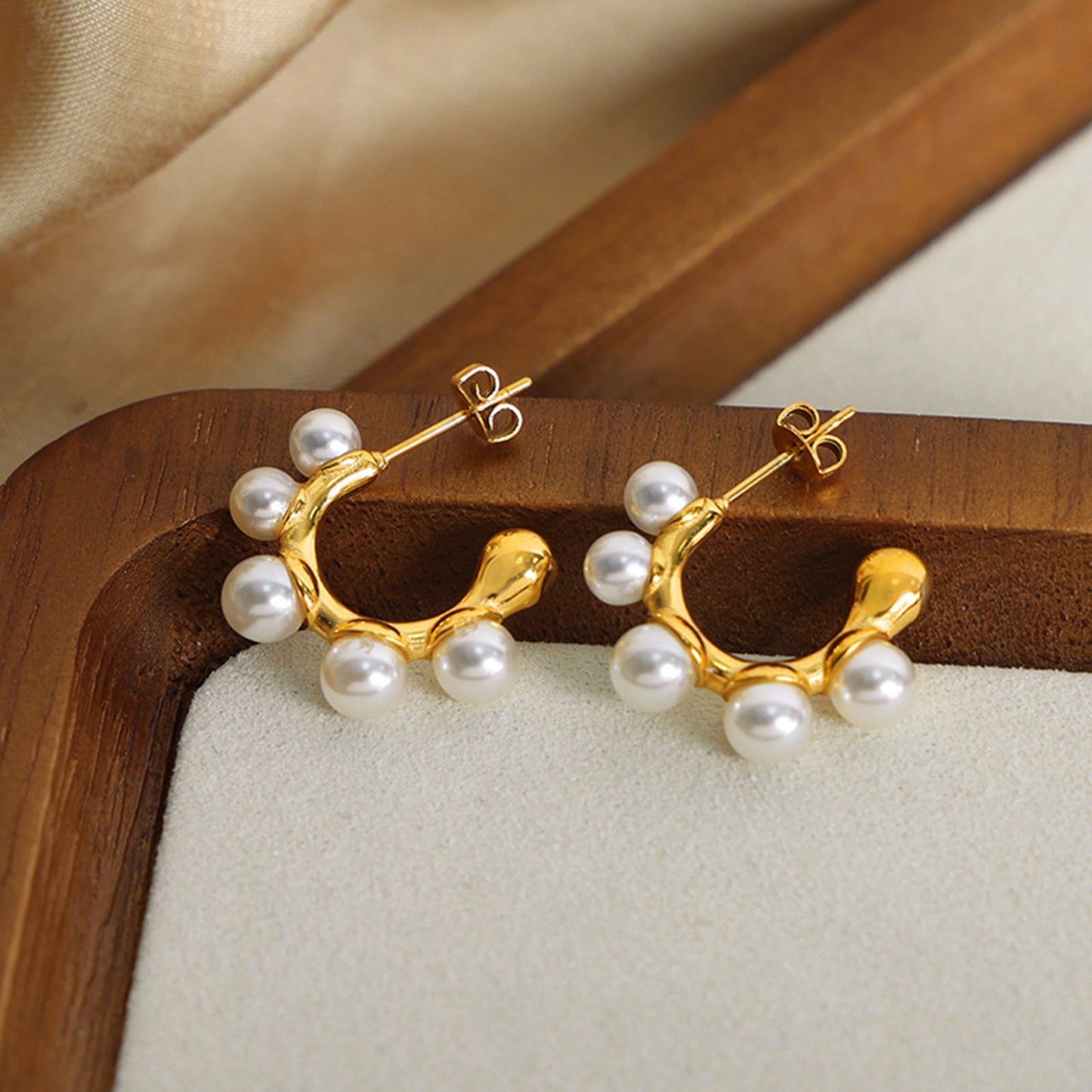 honeybee Mumford's Pearl 18K Gold-Plated Earrings