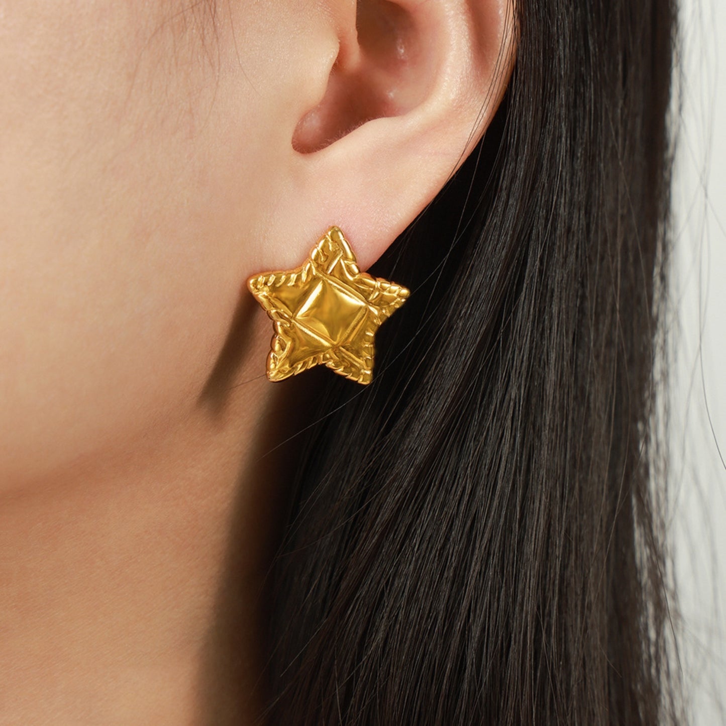 honeybee Mumford's Star Stud Earrings