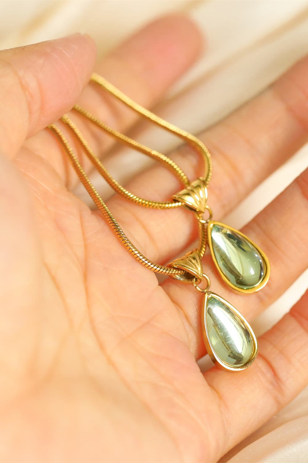 Honeybee Mumford's Teardrop Shape Pendant Necklace