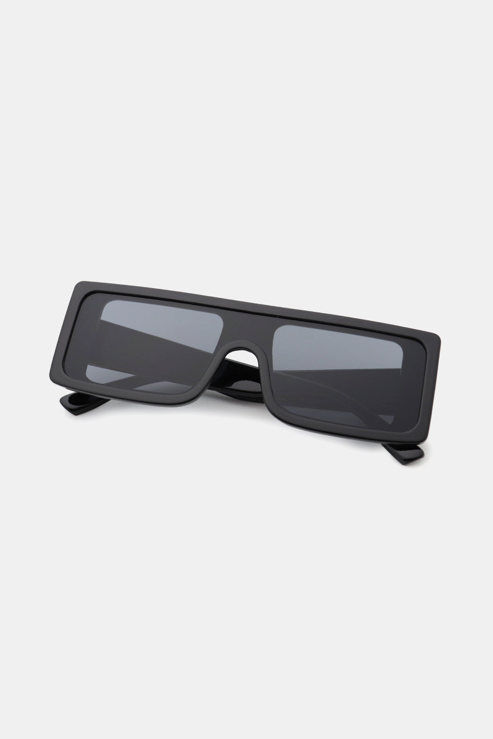 Honeybee Mumford's Frame Rectangle Sunglasses