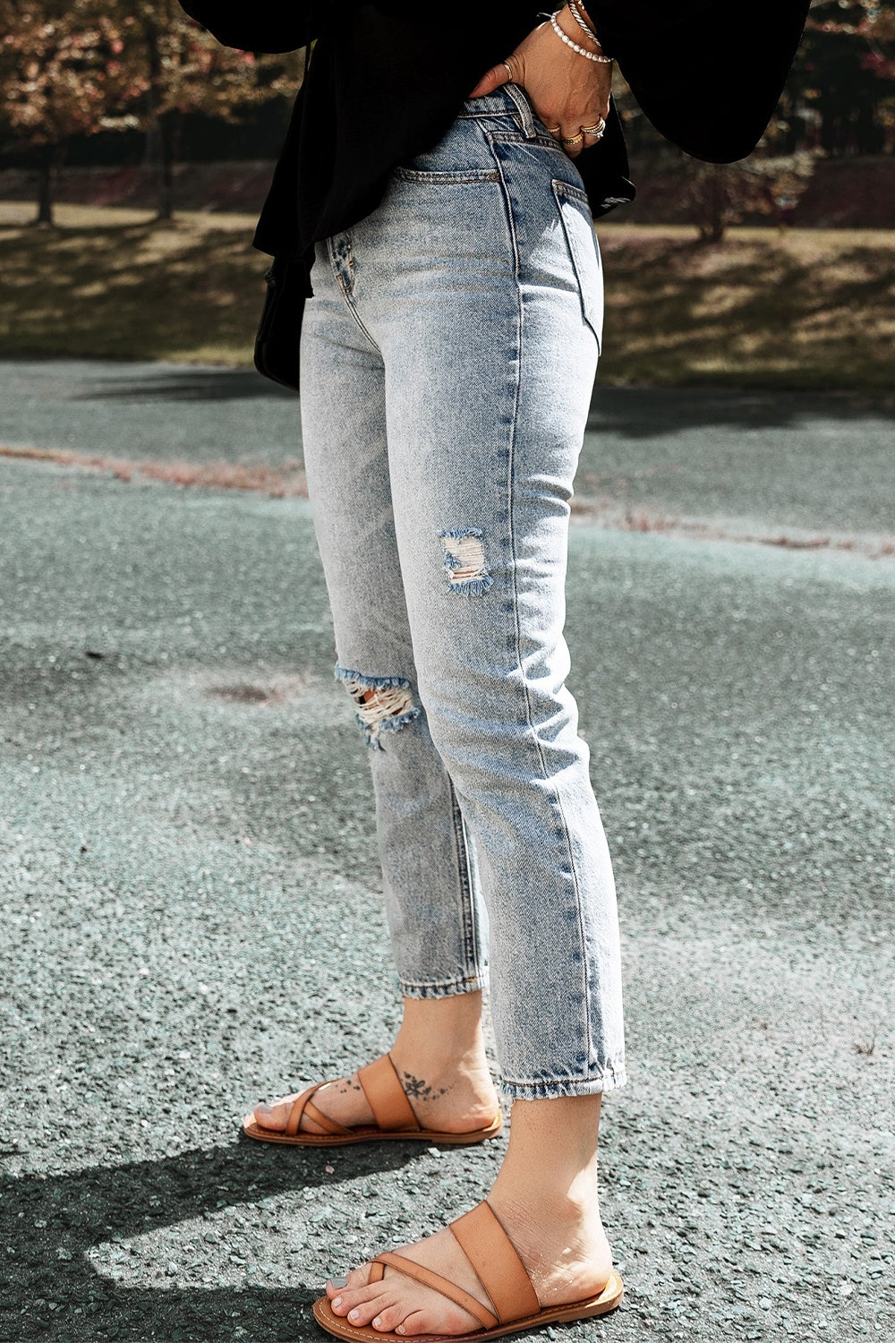 Honeybee Mumford's Distressed Straight Jeans with Pockets