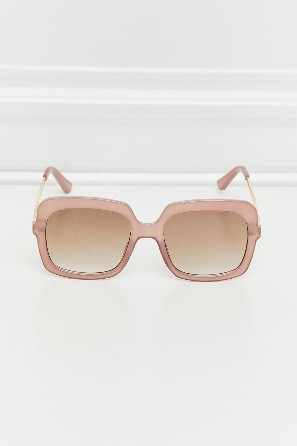 Honeybee Mumford's Square Metal-Plastic Hybrid Temple Sunglasses