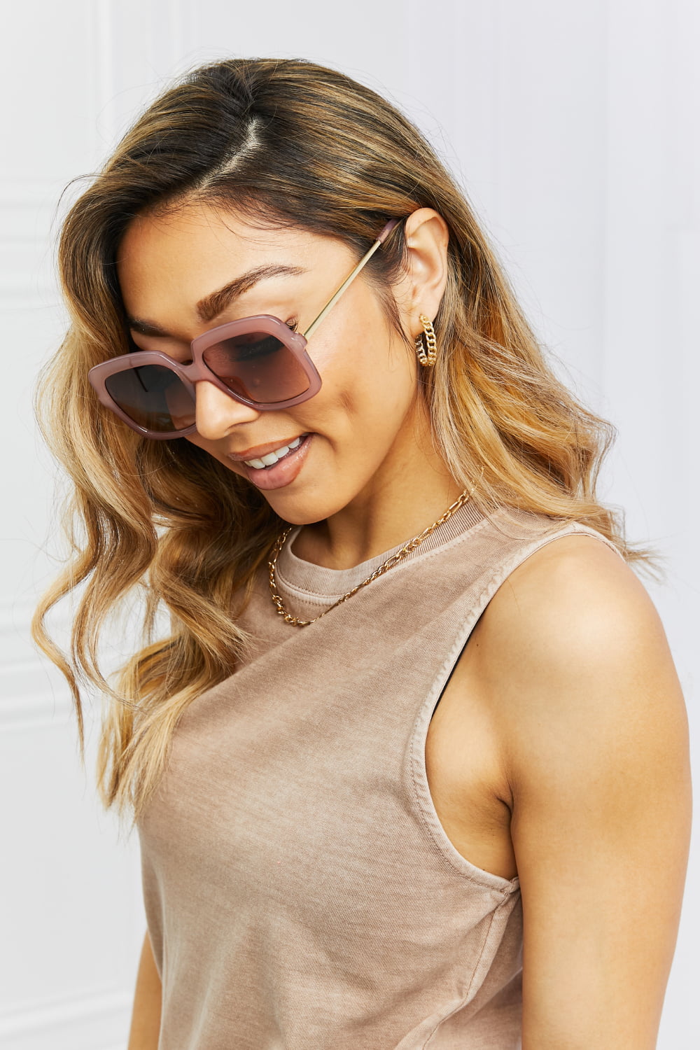 Honeybee Mumford's Square Metal-Plastic Hybrid Temple Sunglasses