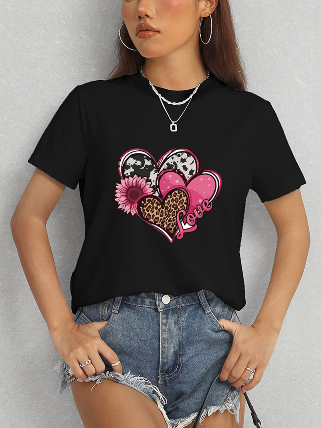 Honeybee Mumford's Heart Round Neck Short Sleeve T-Shirt