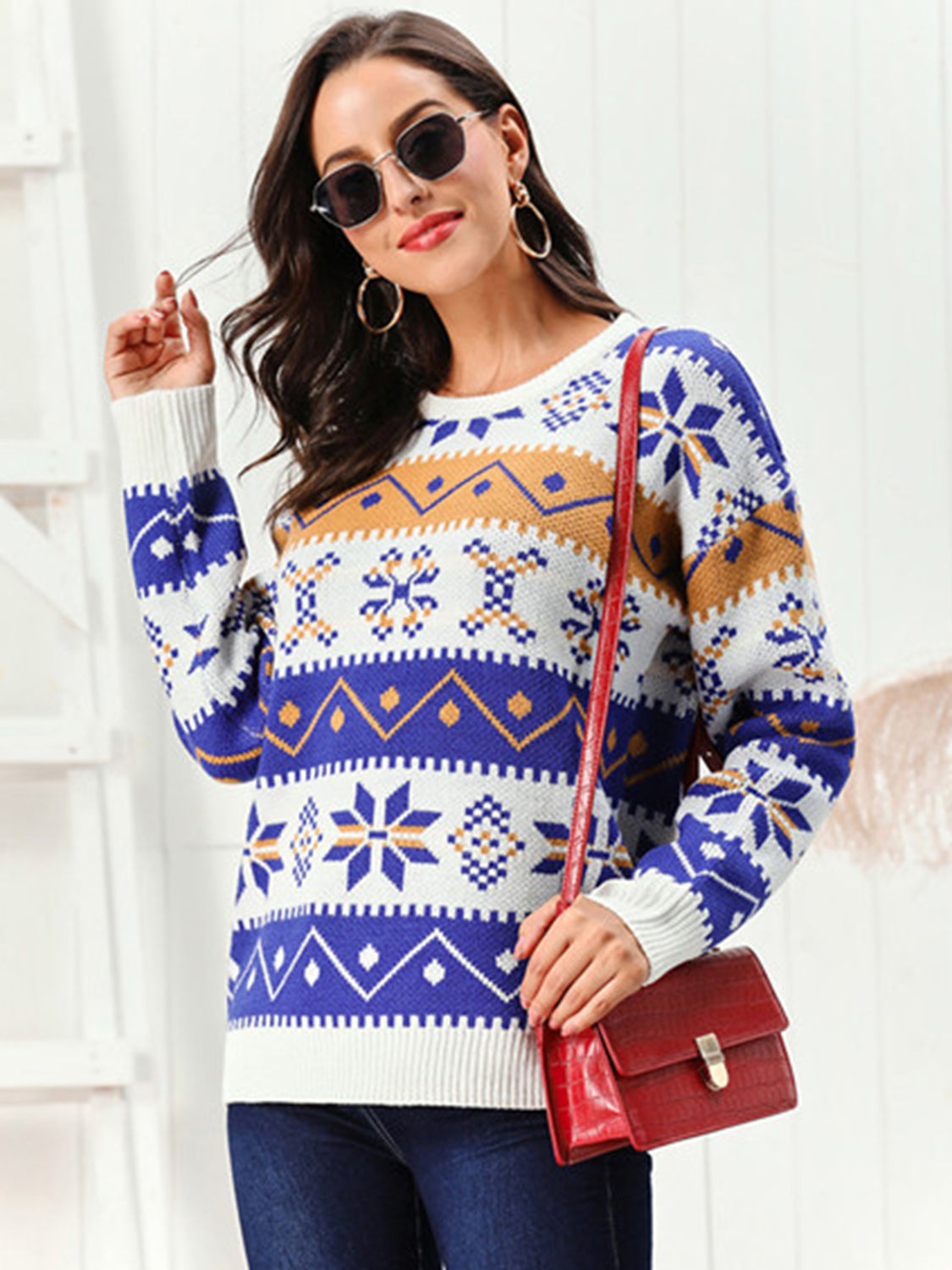 Honeybee Mumford's Snowflake Pattern Round Neck Sweater