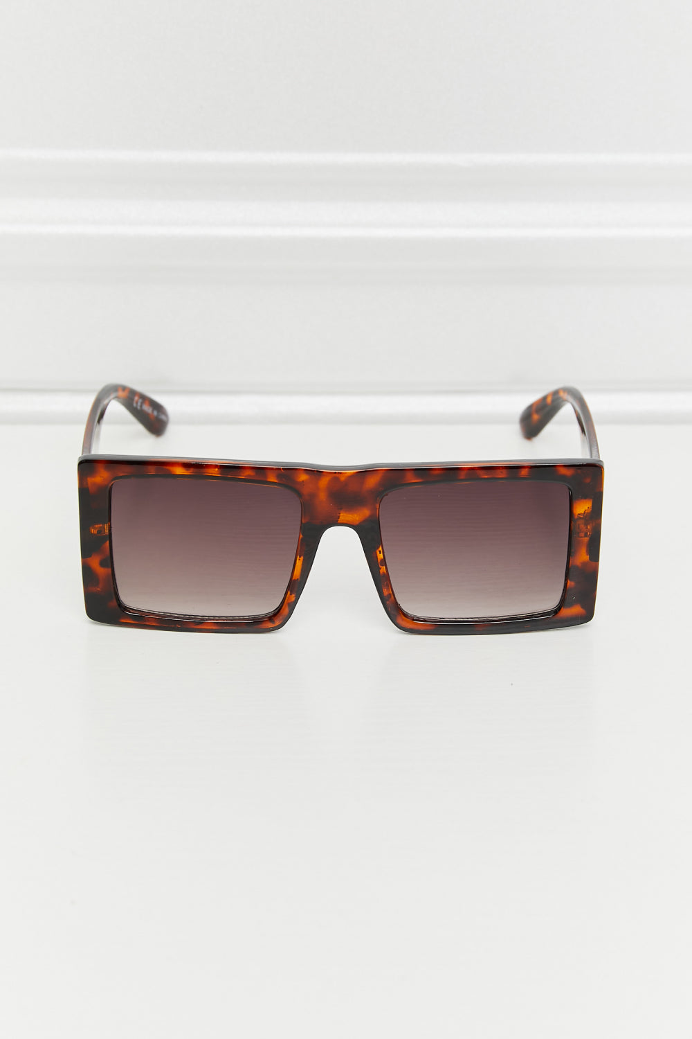 Honeybee Mumford's Square Sunglasses