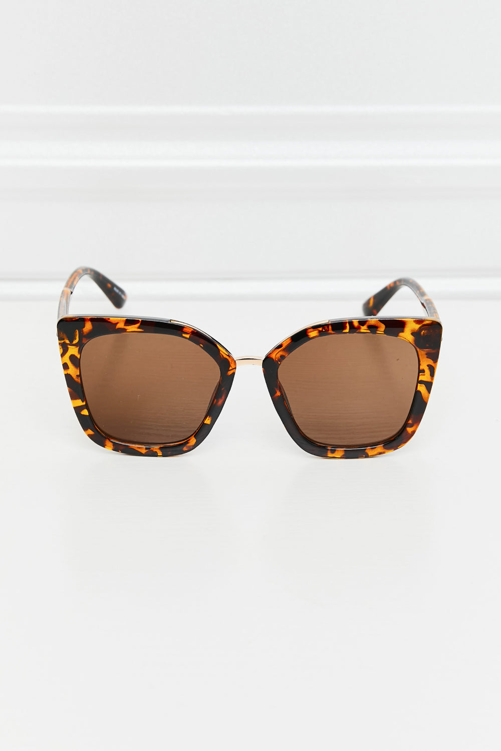 Honeybee Mumford's Cat Eye Full Rim Sunglasses