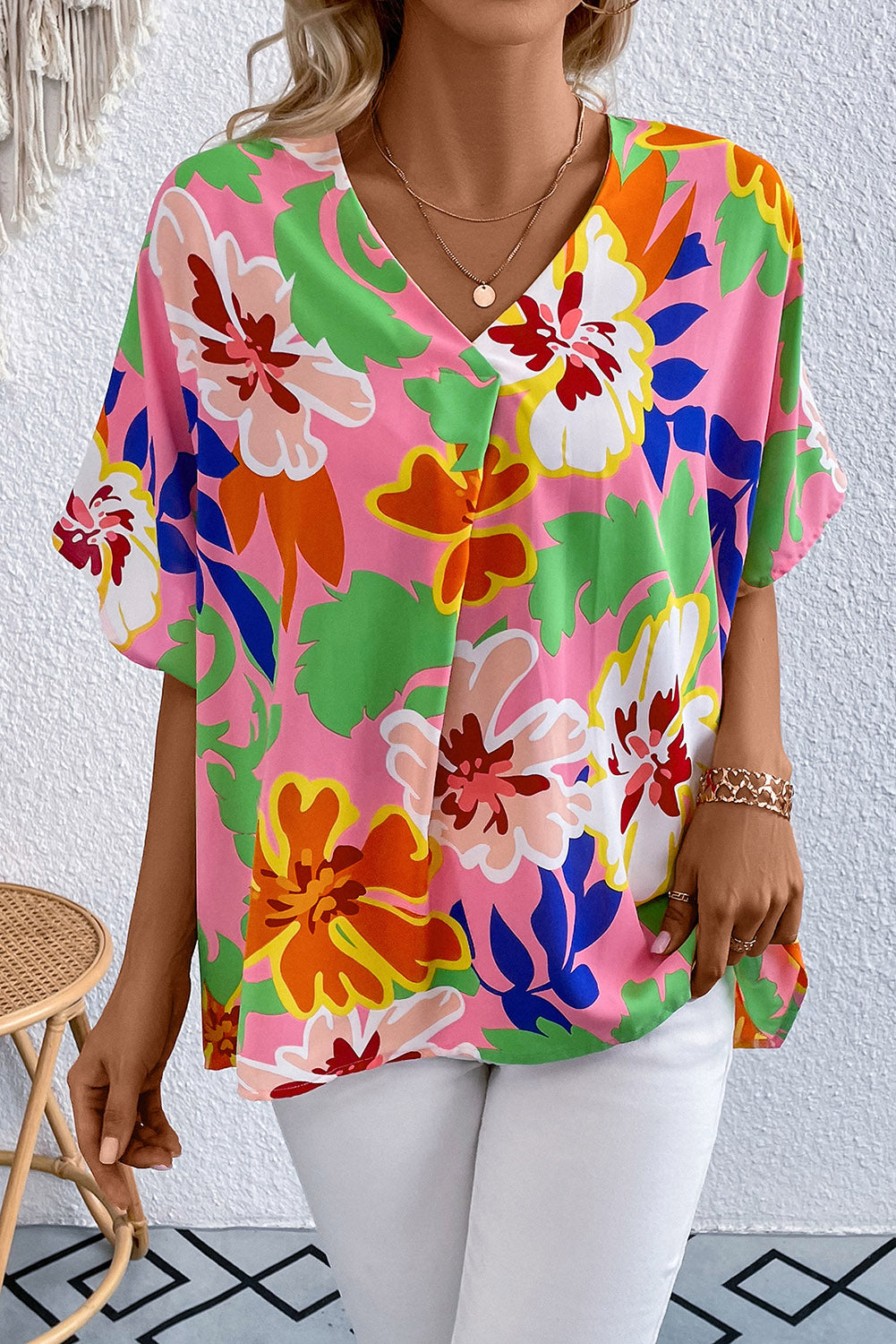 Honeybee Mumford's Floral Print V-Neck Short Raglan Sleeve Blouse