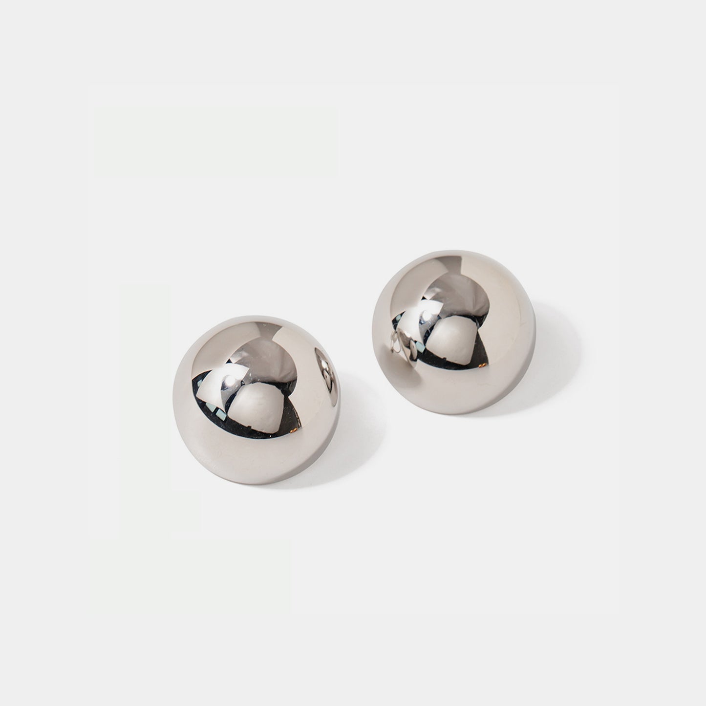 honeybee Mumford's Hemispherical Clip On Earrings