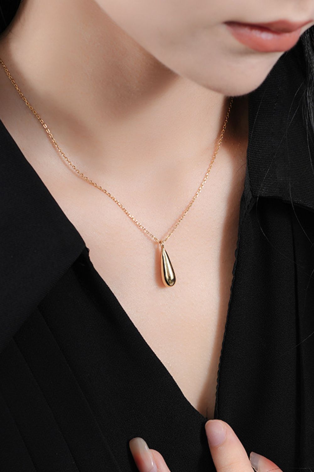 Honeybee Mumford's 18K Gold-Plated Pendant Necklace