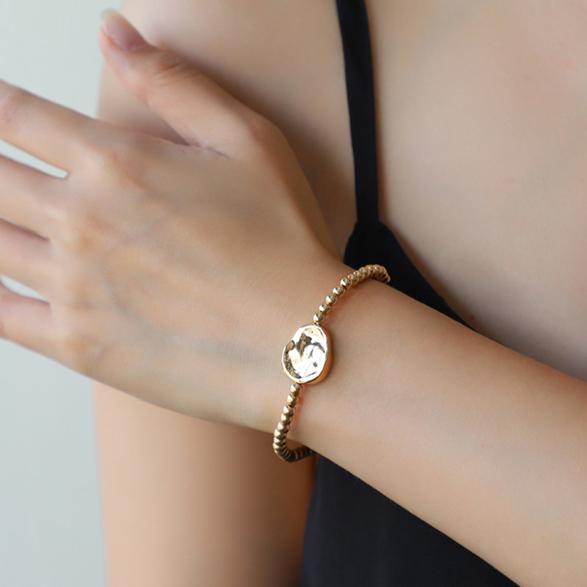 honeybee Mumford's Gold-Plated Alloy Bead Bracelet