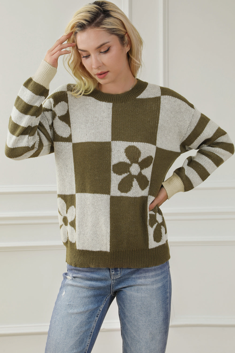 Honeybee Mumford's Contrast Round Neck Long Sleeve Sweater