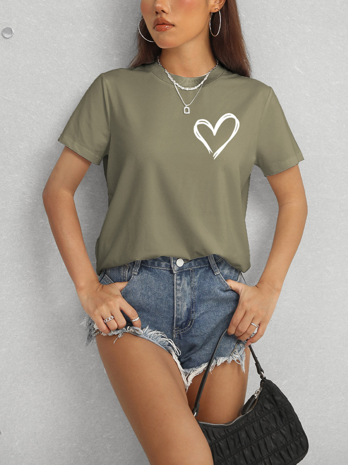 Honeybee Mumford's Heart Round Neck Short Sleeve T-Shirt