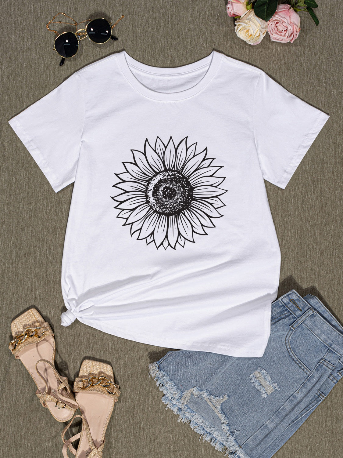 Honeybee Mumford's Flower Print Round Neck Short Sleeve T-Shirt