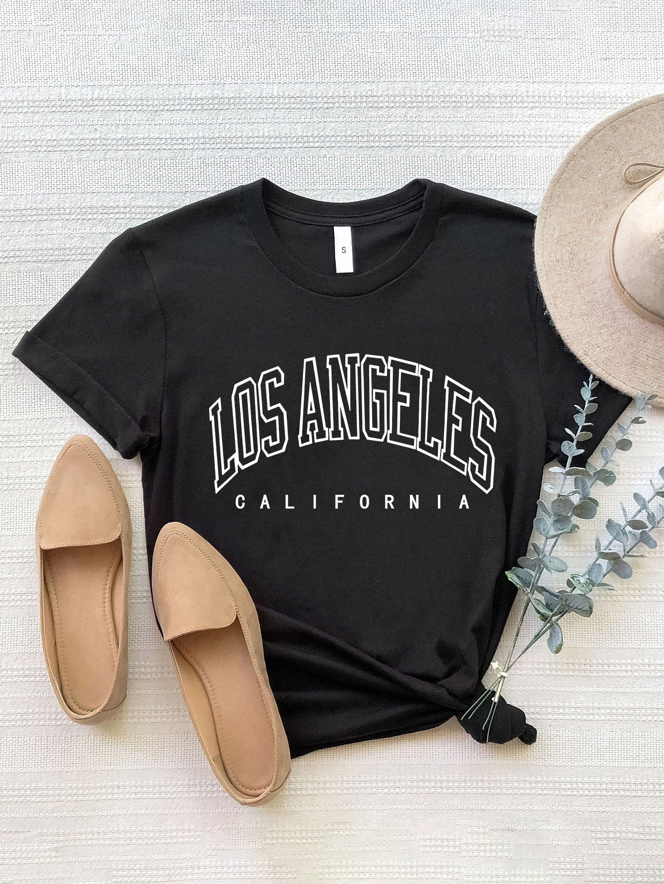 Honeybee Mumford's LOS ANGELES CALIFORNIA Round Neck T-Shirt