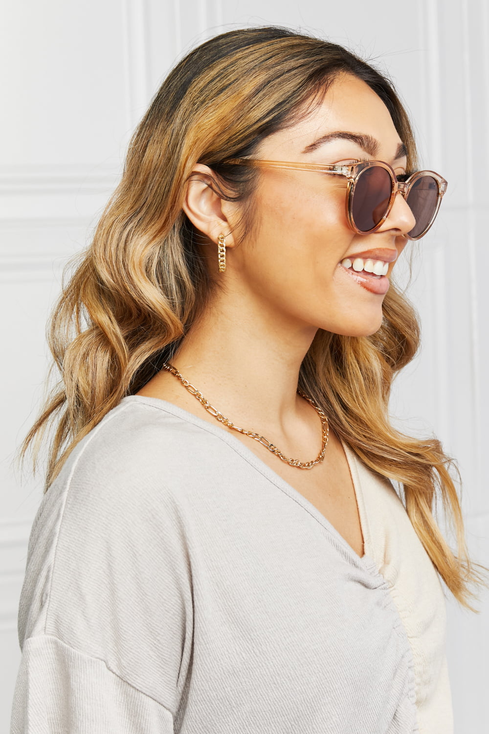 Honeybee Mumford's Round Full Rim Frame Sunglasses