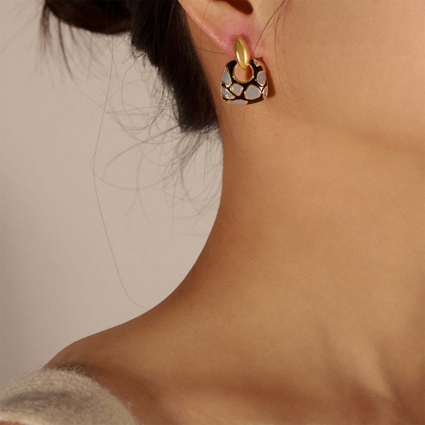 honeybee Mumford's Copper Earrings