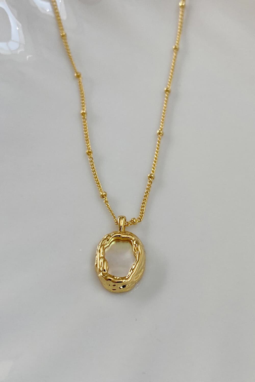 Honeybee Mumford's Shell Shape 14K Gold Plated Necklace