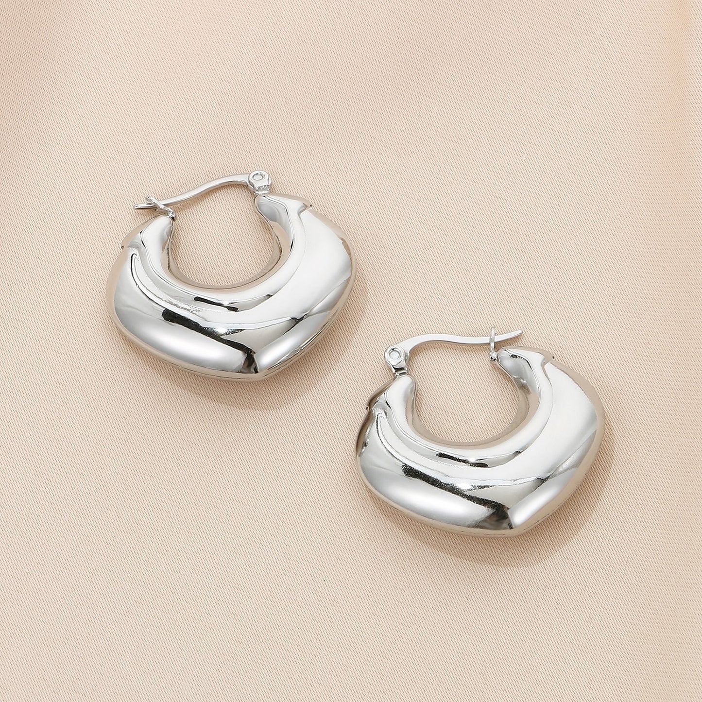 honeybee Mumford's Hinged Hoop Earrings